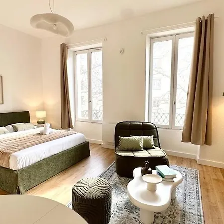 Domer - - Guillotiere Apartmán *